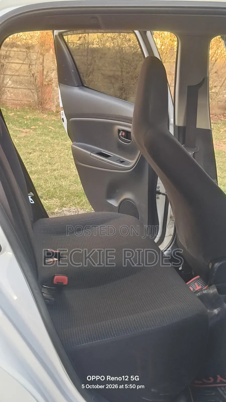 Toyota Vitz 2017 Pearl