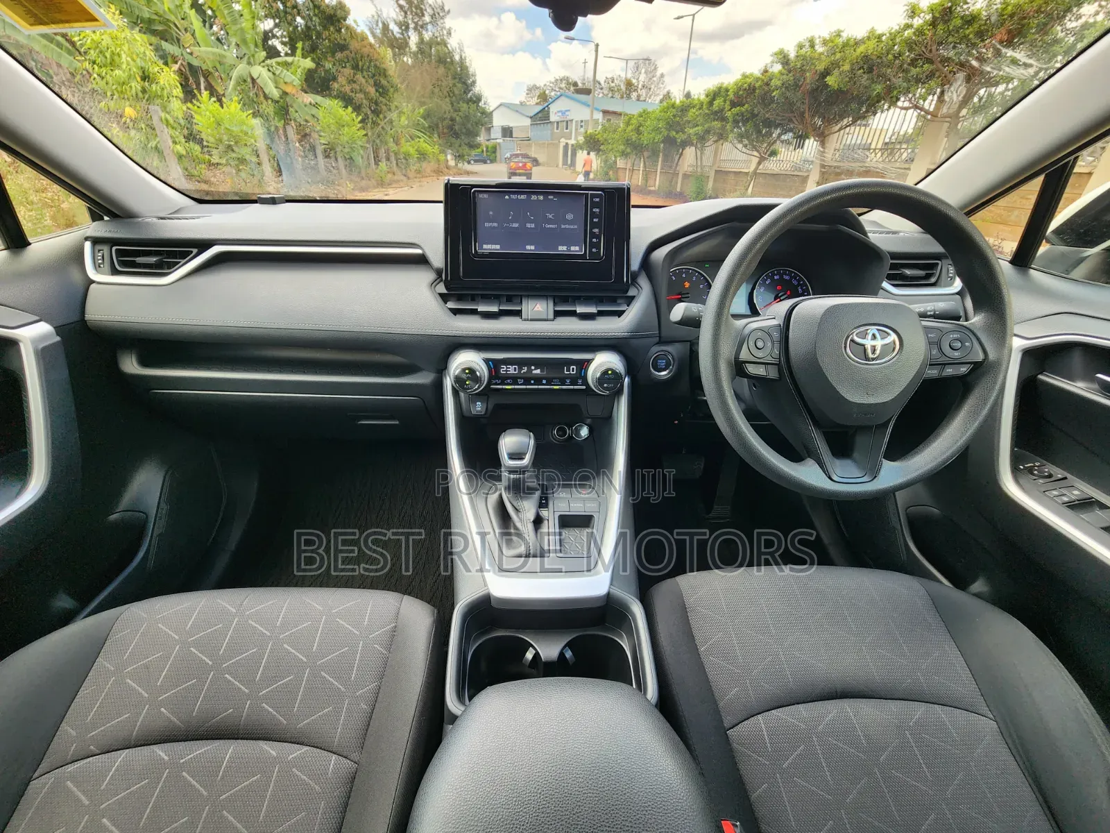 Toyota RAV4 2019 White