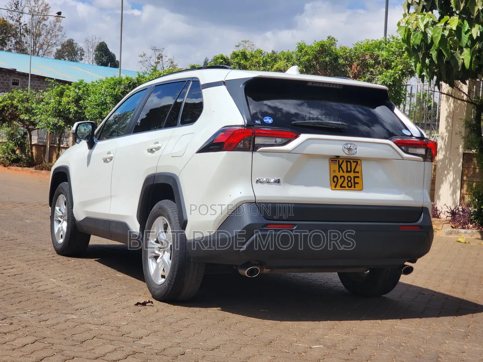 Toyota RAV4 2019 White