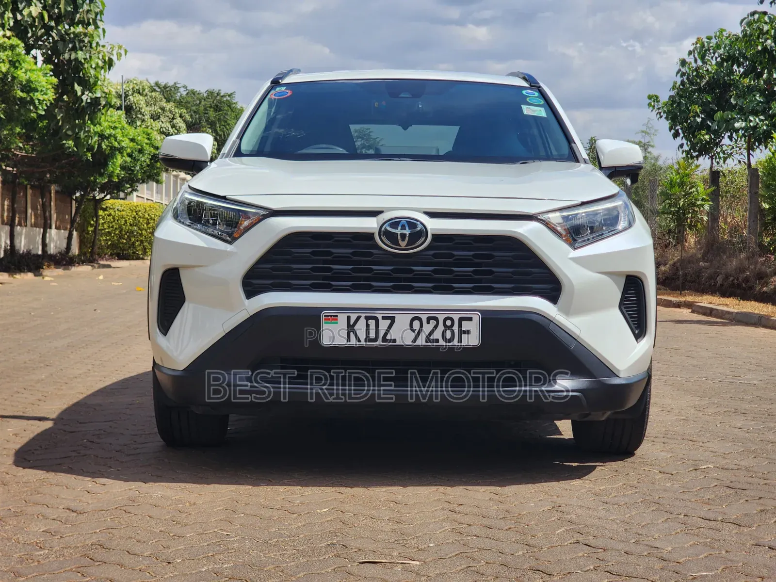 Toyota RAV4 2019 White