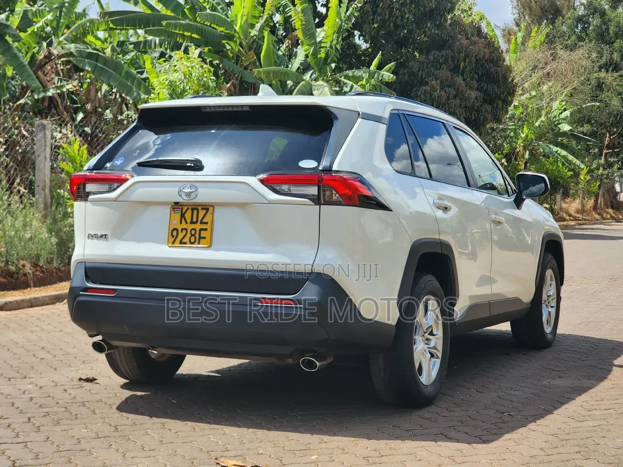 Toyota RAV4 2019 White