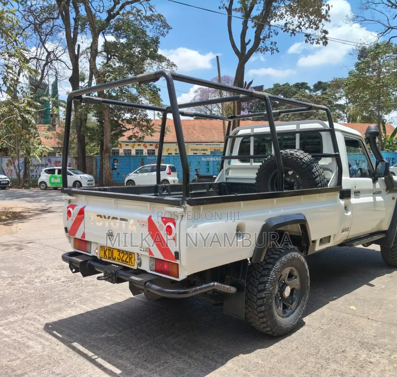 Toyota Land Cruiser 2023 White