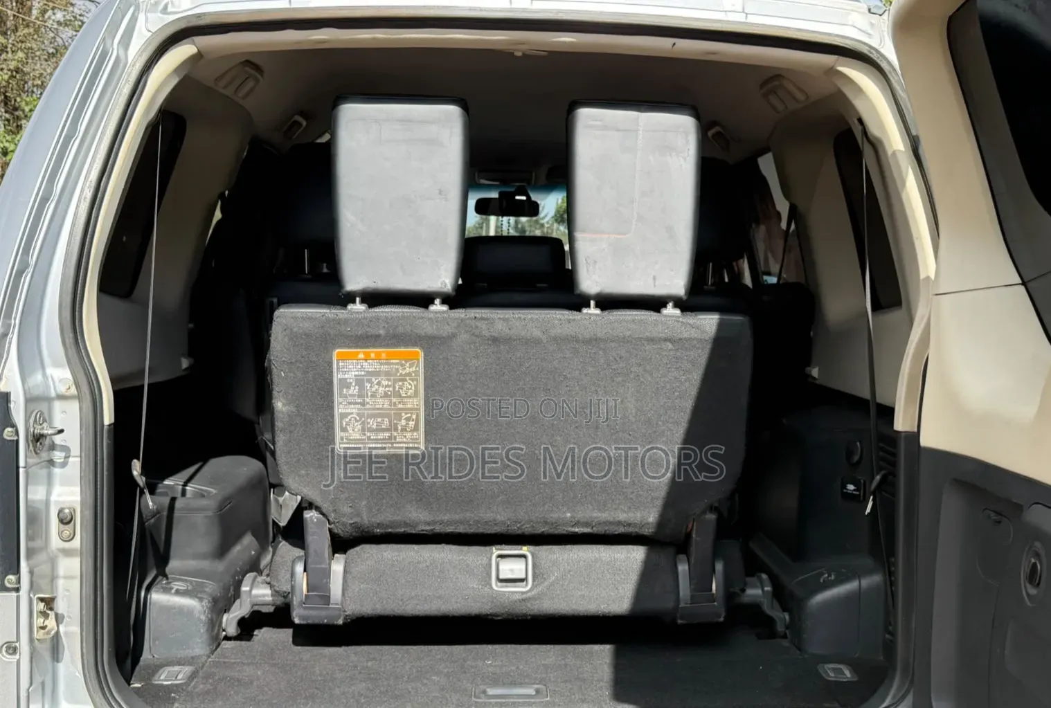 Mitsubishi Pajero 2015 Silver