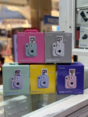 FujiFilm Instax Mini 13