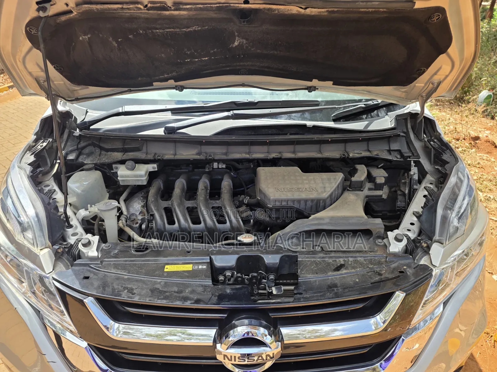 Nissan Serena 2017 Silver