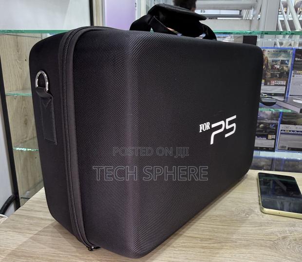 Ps5 Standard Black Sling Bag