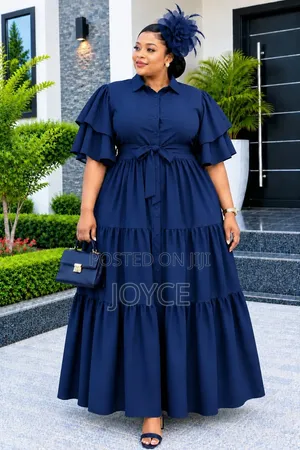 Maxi Dress With a Belt