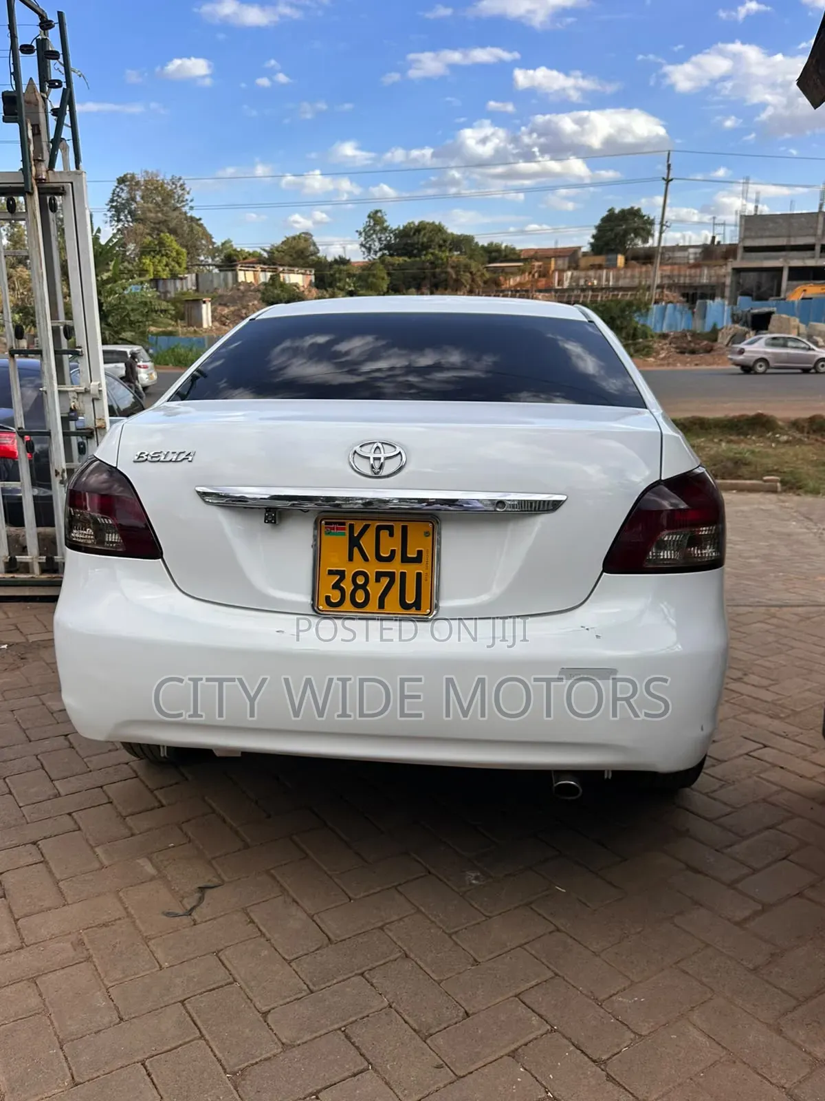 Toyota Belta 2011 White