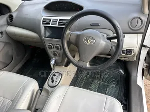 Toyota Belta 2011 White