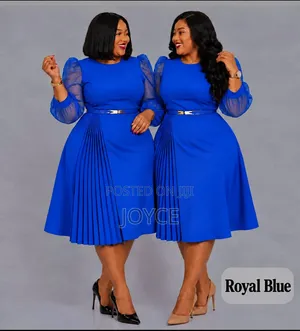 Dress With Side Plits