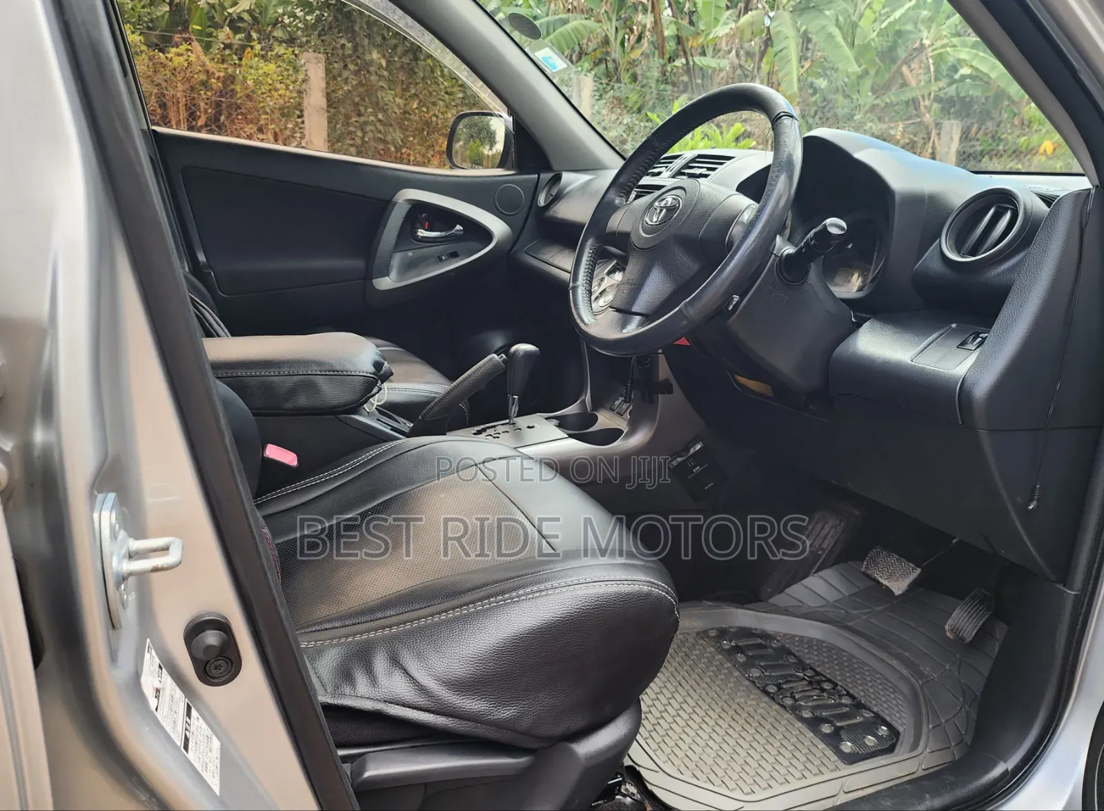 Toyota RAV4 2009 Silver
