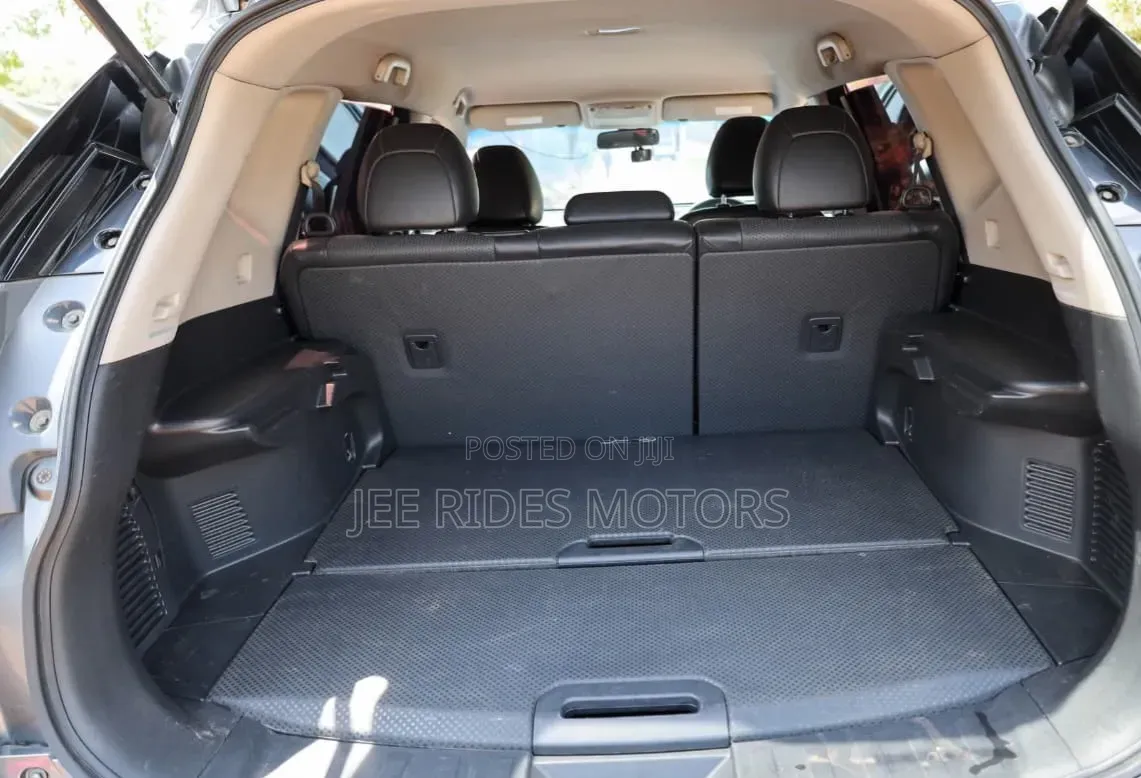 Nissan X-Trail 2014 Gray