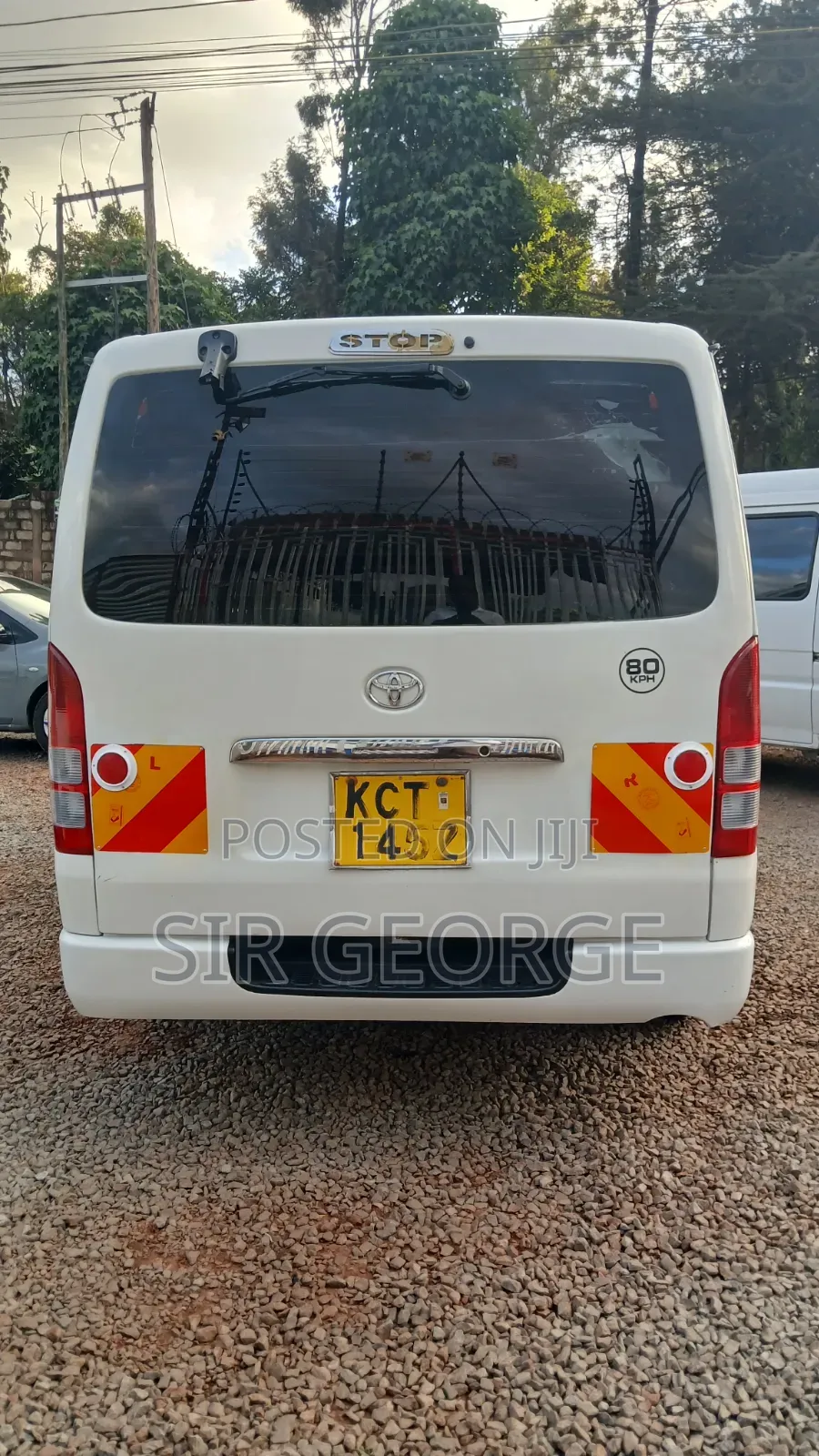 Toyota HiAce 2011 White