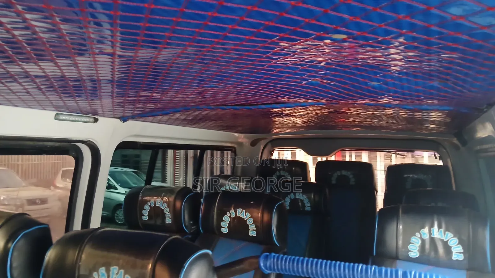 Toyota HiAce 2011 White