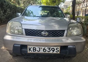Nissan X-Trail 2002 Gray