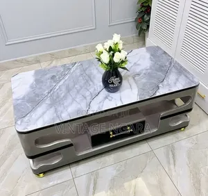 Sleek Dinning Table