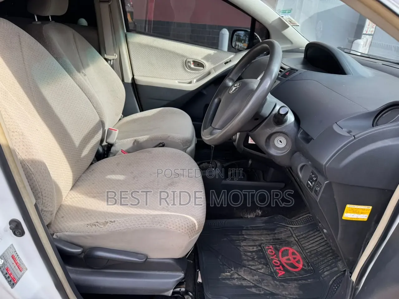 Toyota Vitz 2007 White