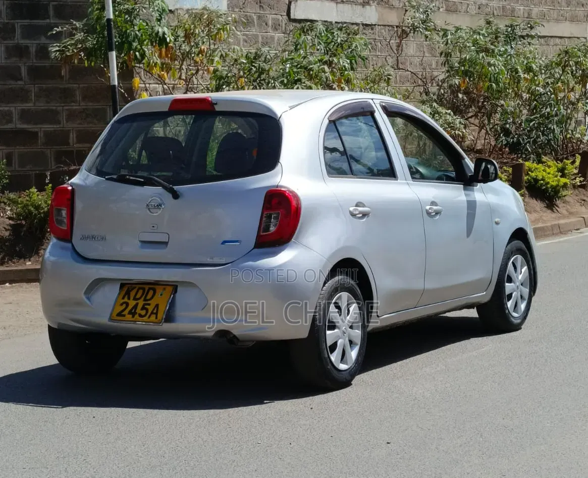 Nissan March 2014 Silver