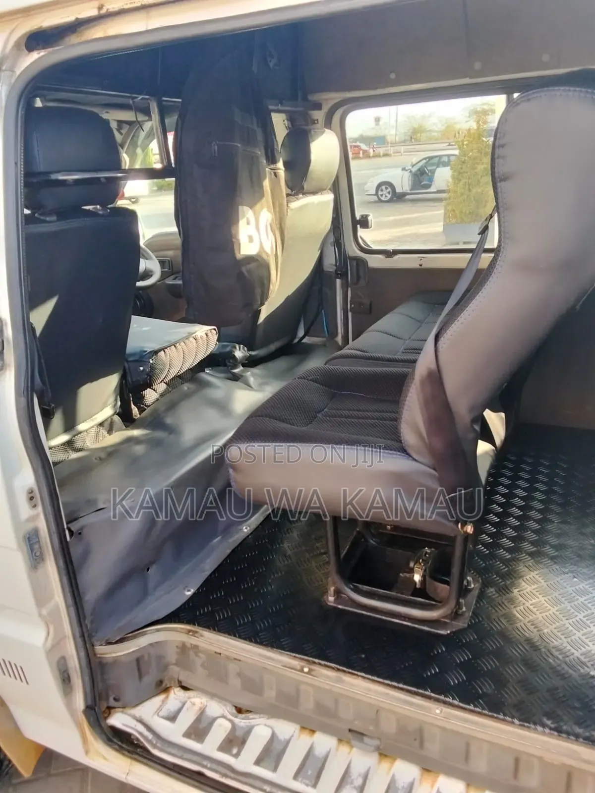 Clean 10-Seater Van / Minivan for Hire With Driver