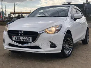 Mazda Demio 2015 Off white