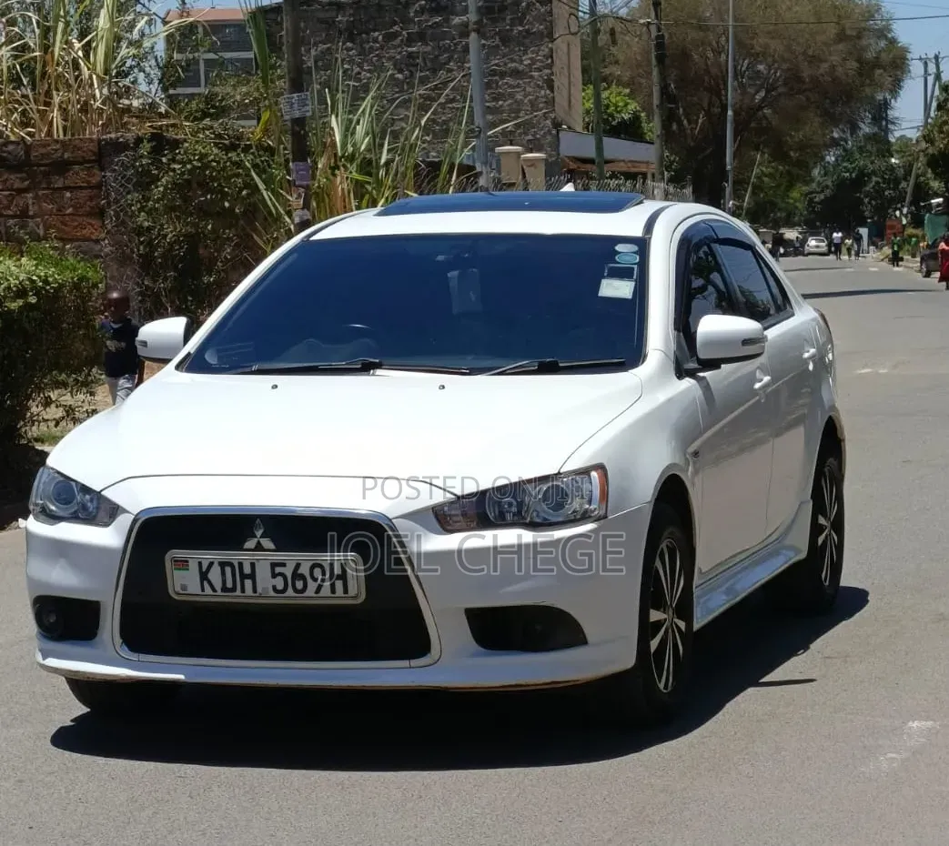 Mitsubishi Galant 2015 White
