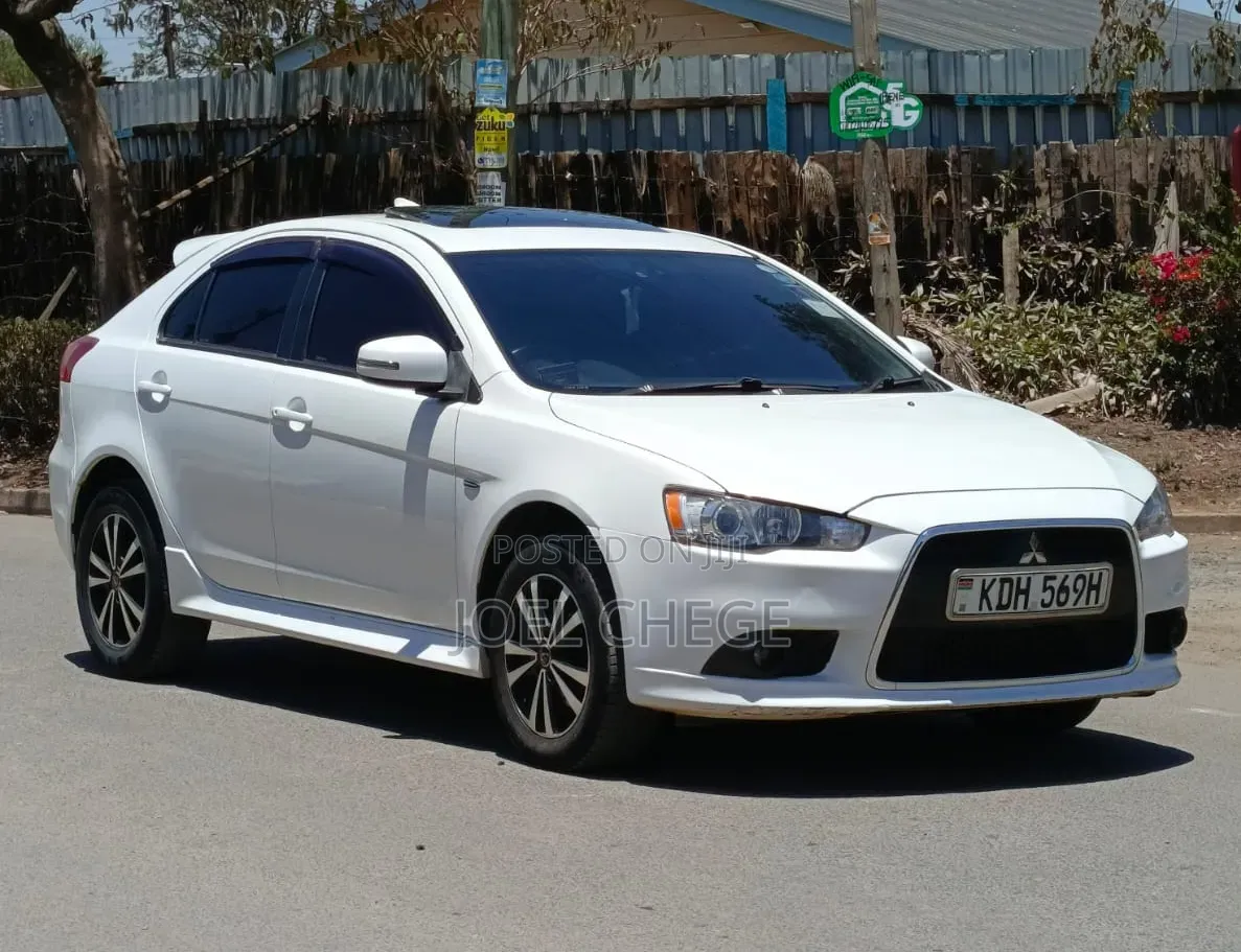 Mitsubishi Galant 2015 White