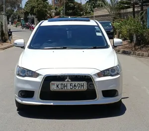 Mitsubishi Galant 2015 White