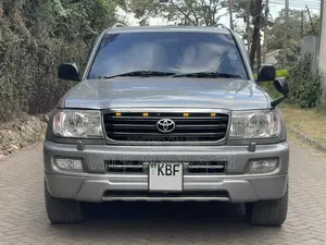 Toyota Land Cruiser 2005 Silver