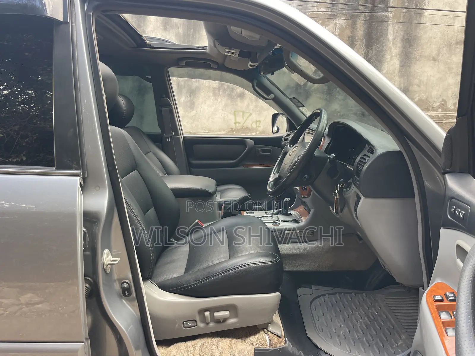 Toyota Land Cruiser 2005 Silver
