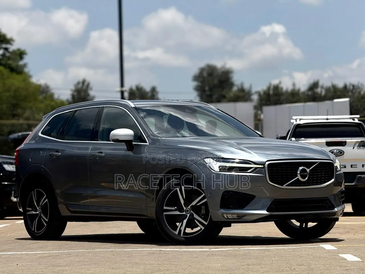 Volvo XC60 T5 R-Design AWD 2018 Gray