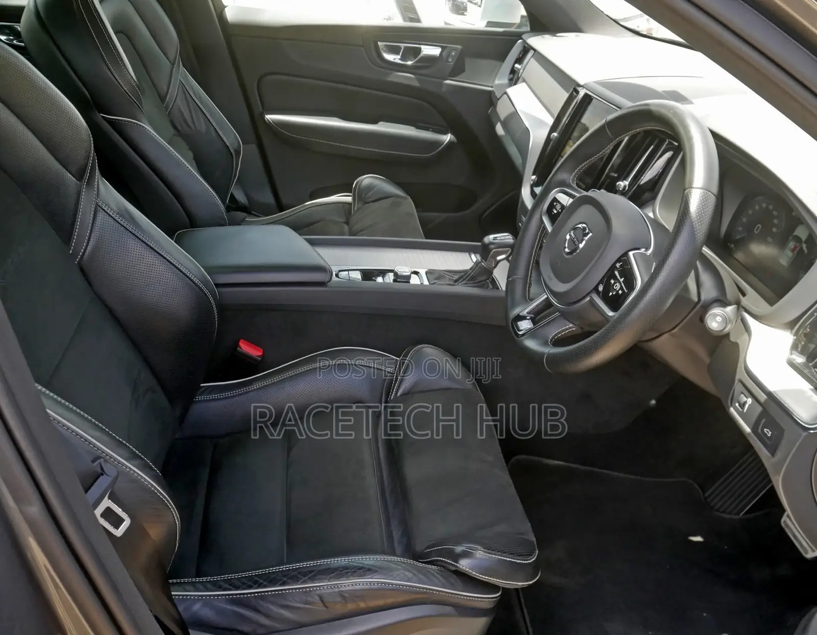 Volvo XC60 T5 R-Design AWD 2018 Gray