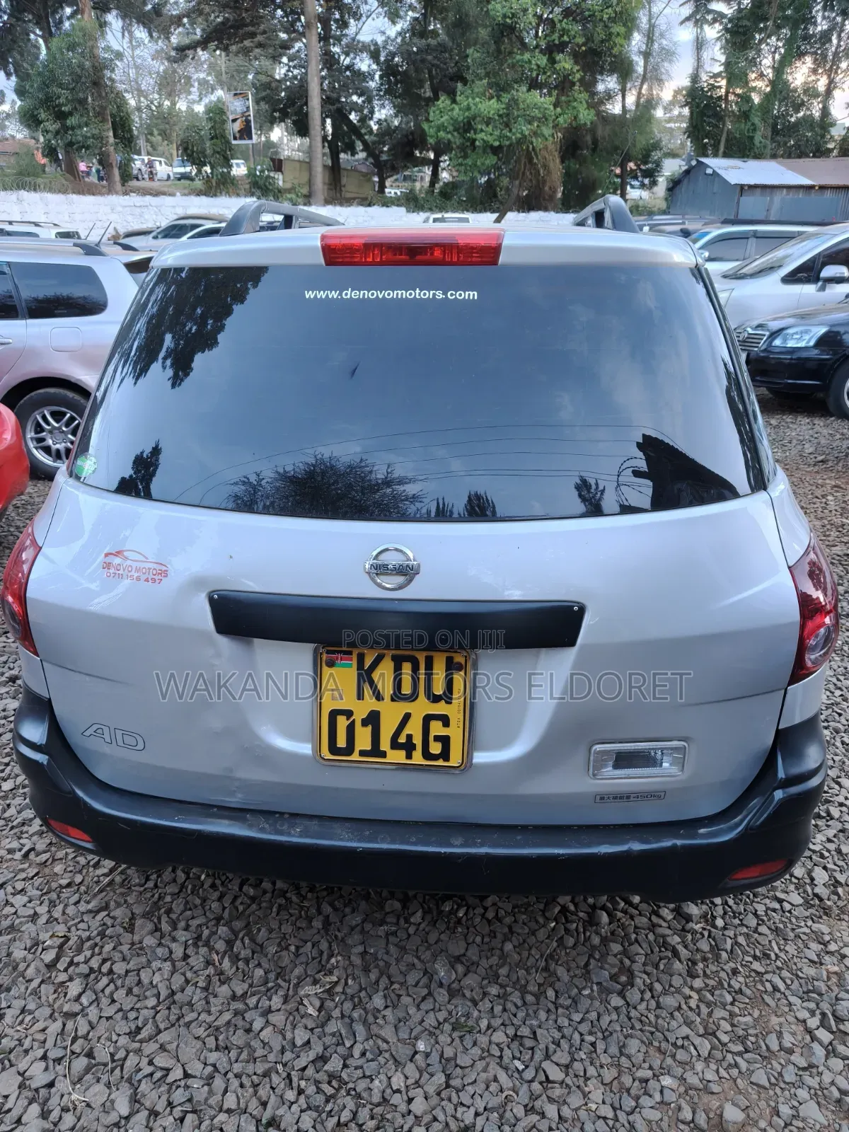 Nissan Advan 2015 Silver
