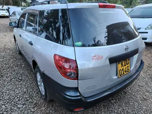 Nissan Advan 2015 Silver
