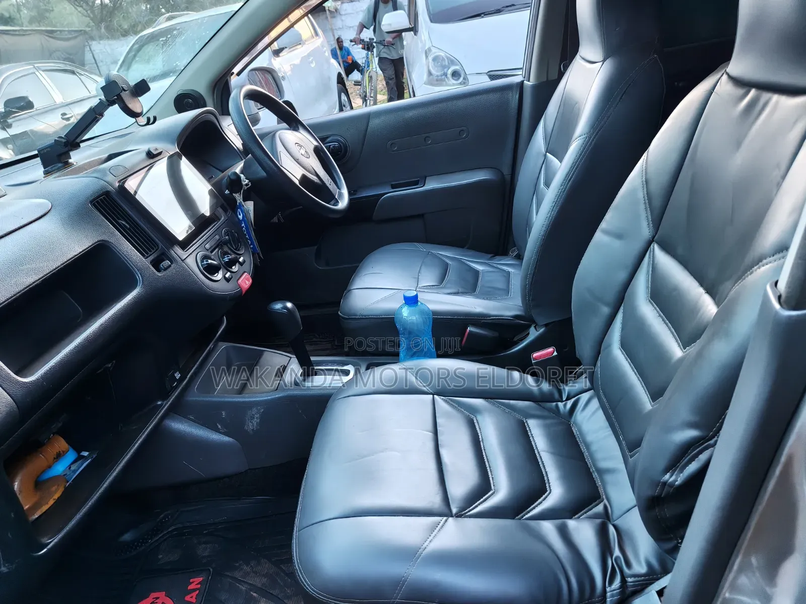 Nissan Advan 2015 Silver