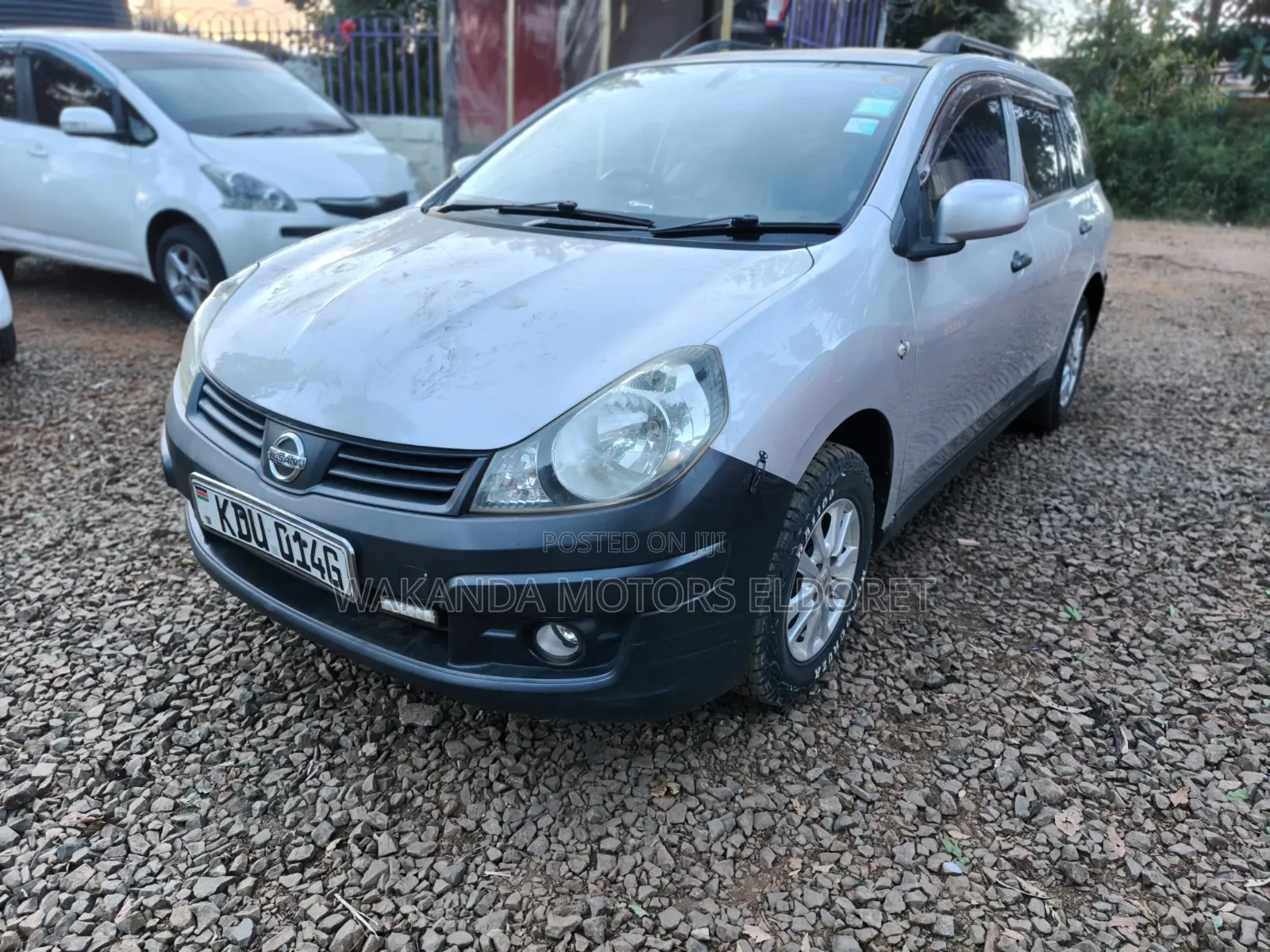 Nissan Advan 2015 Silver