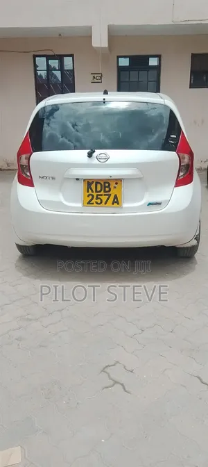 Nissan Note 2013 White