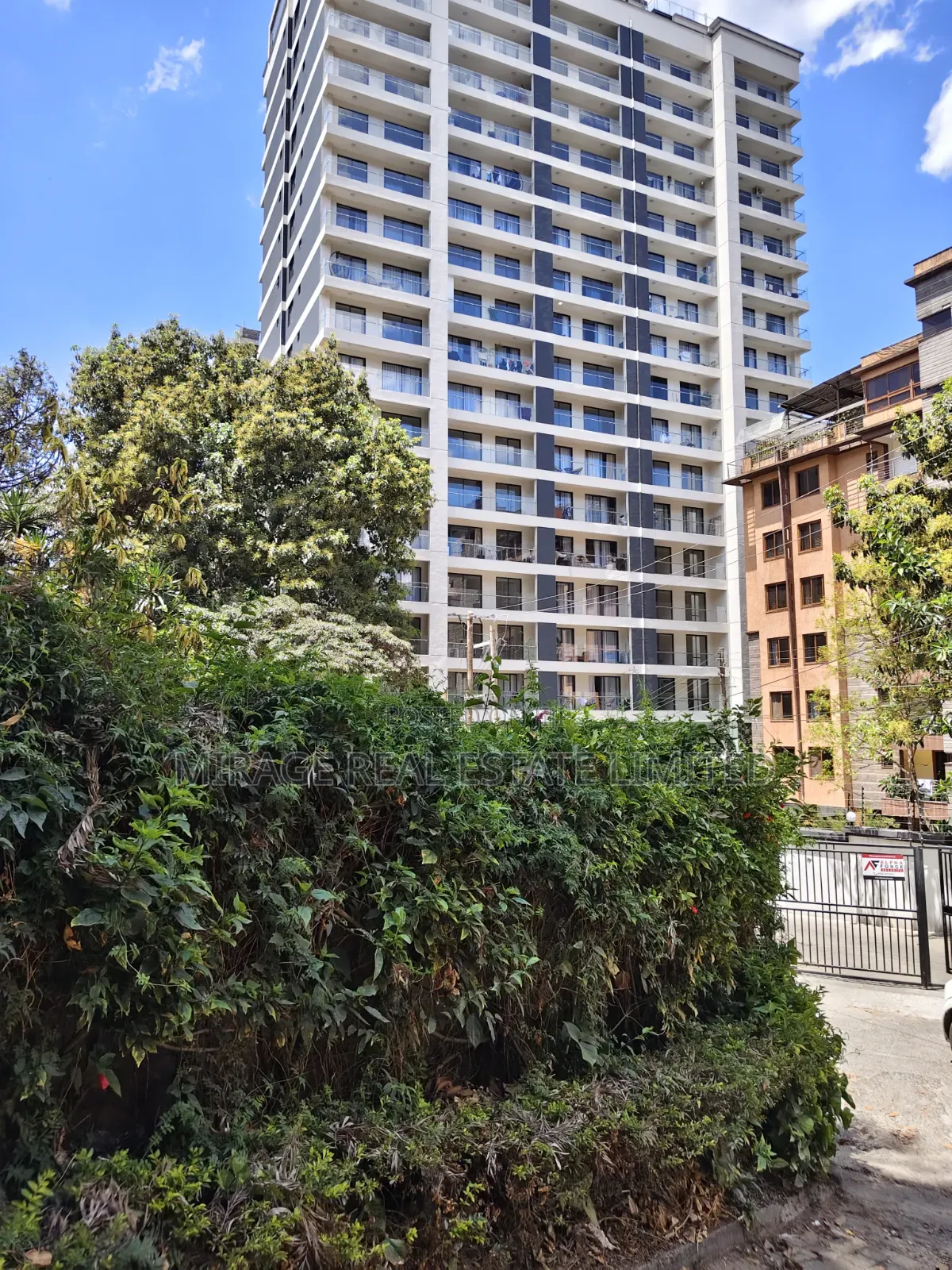 1bdrm Apartment in Raphta Road Area for rent