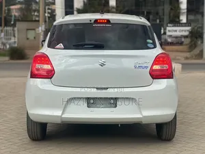 Suzuki Swift 2018 White