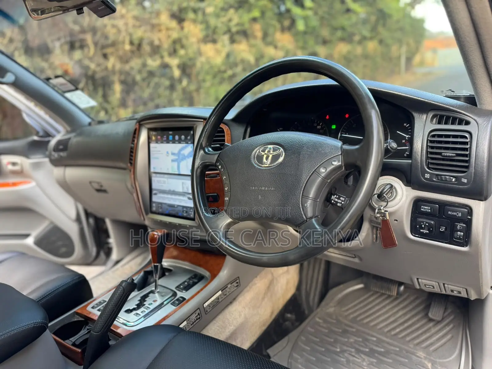 Toyota Land Cruiser 2004 Gray