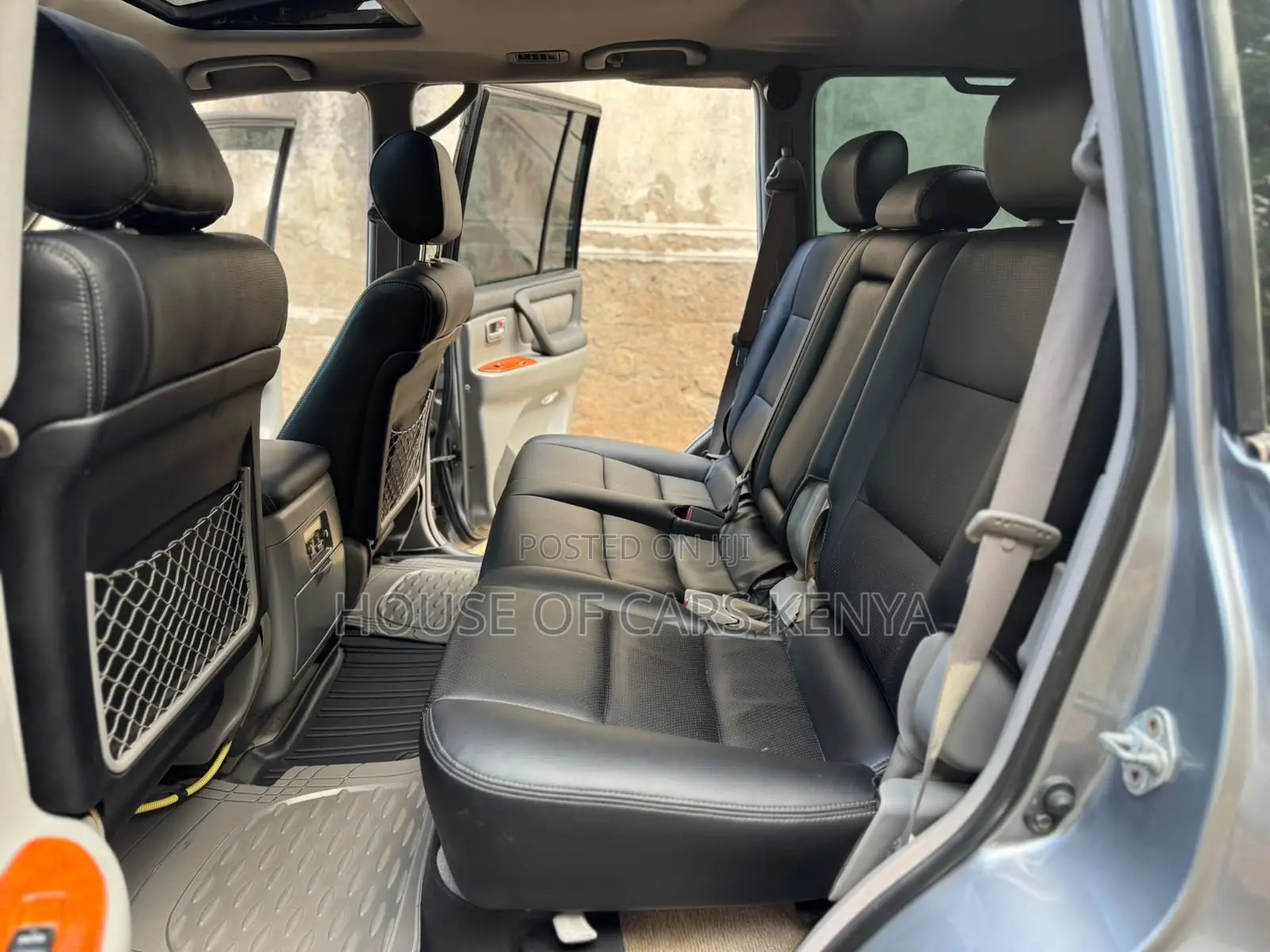 Toyota Land Cruiser 2004 Gray