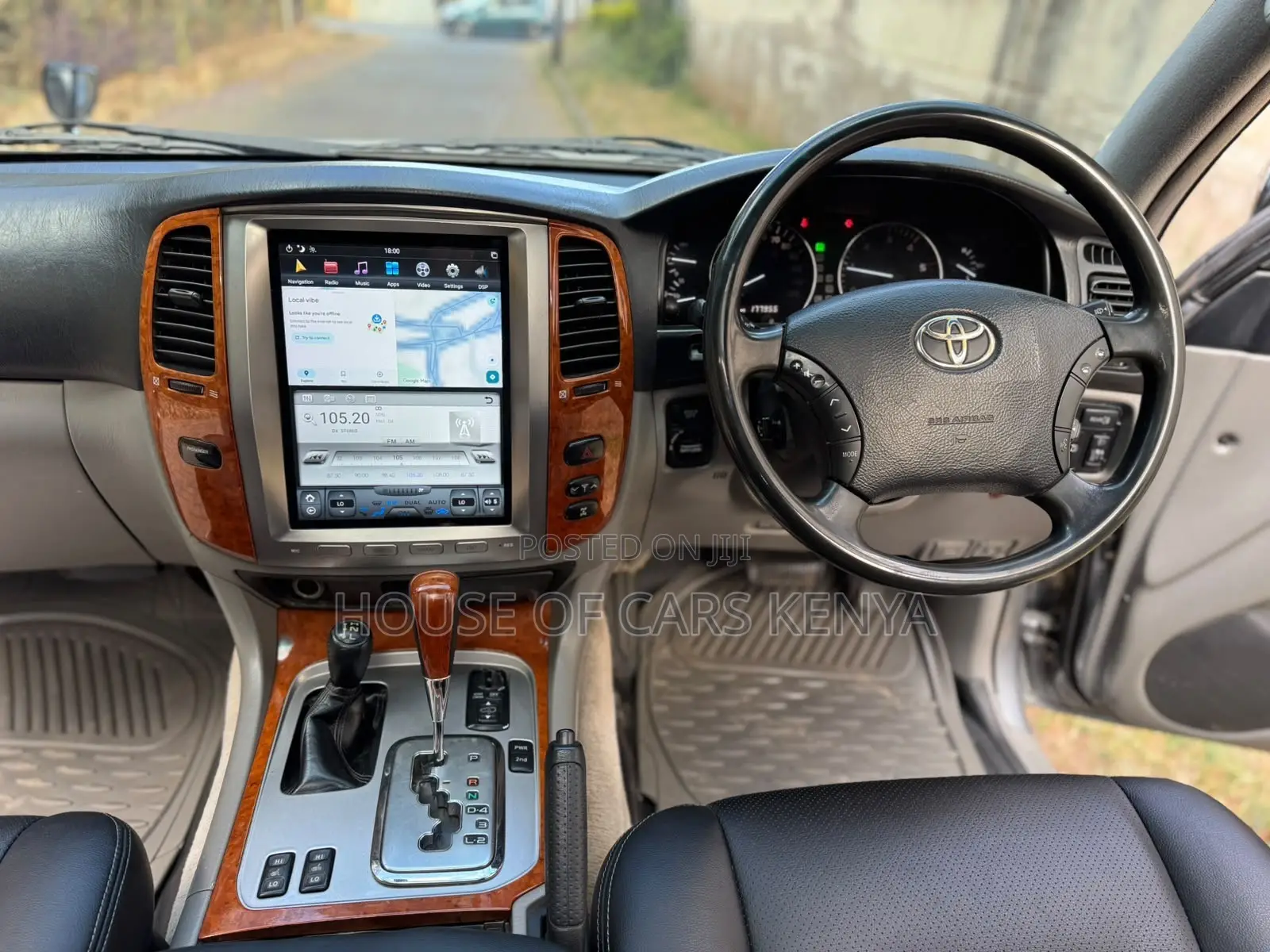Toyota Land Cruiser 2004 Gray