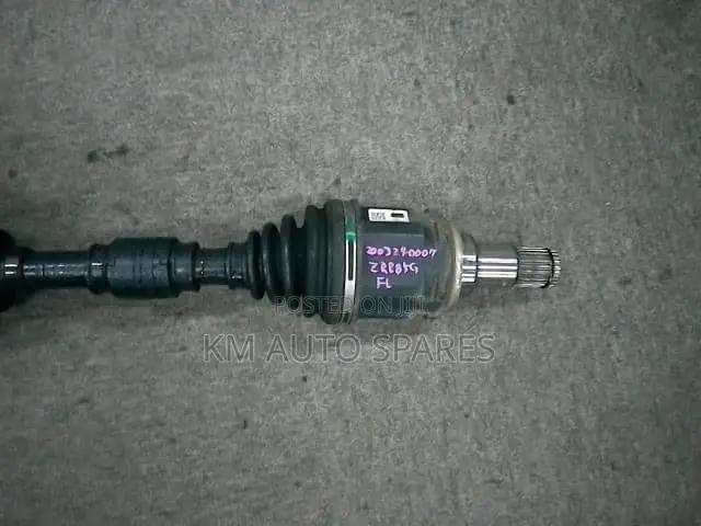 Toyota Noah/Voxy Drive Shaft.