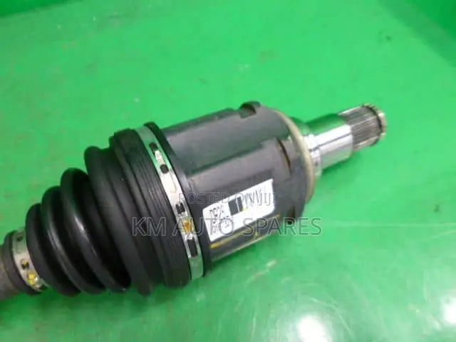 Toyota Noah/Voxy Drive Shaft.