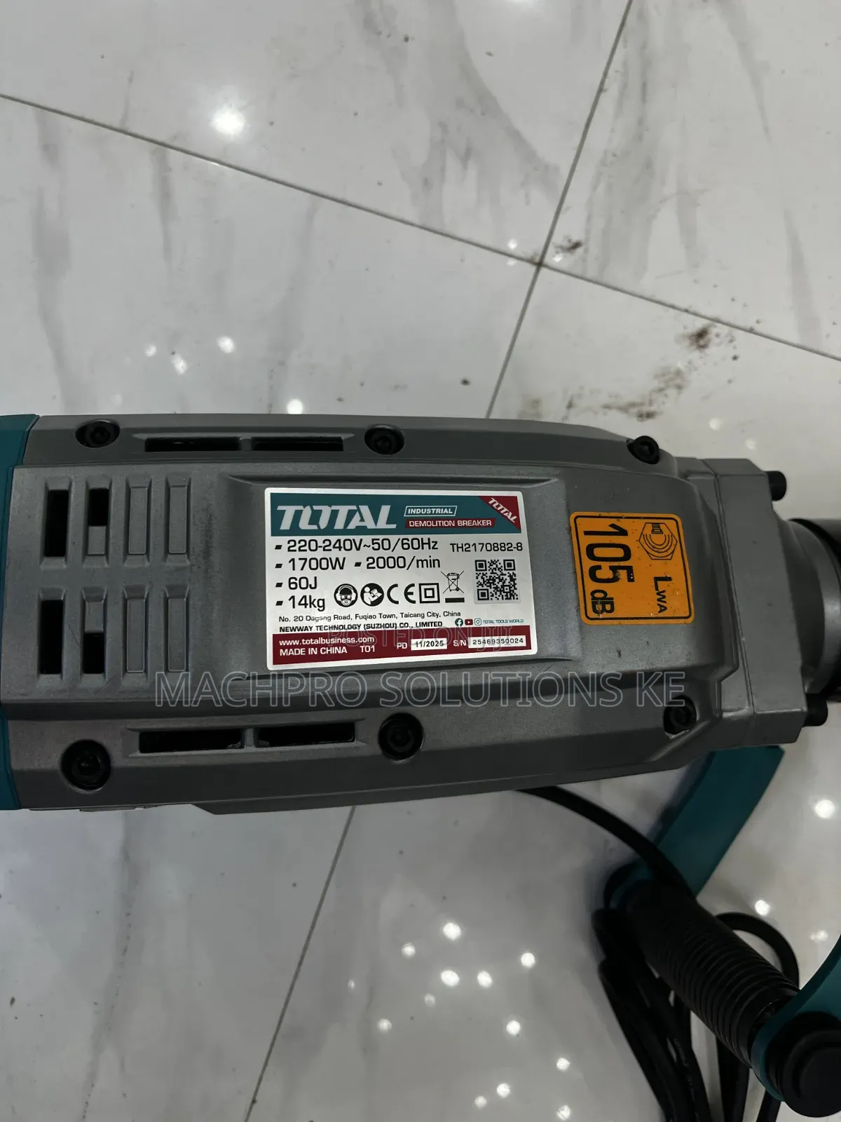Total 14kgs Demolition Breaker
