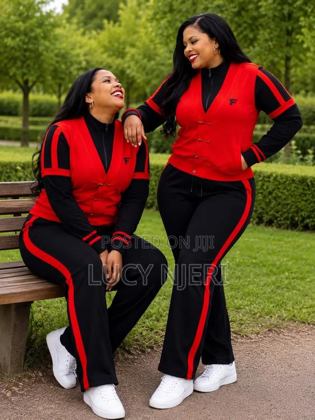 Tracksuits - thumbnail 4
