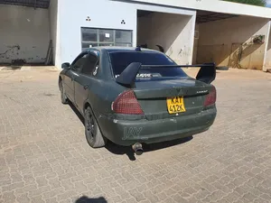 Mitsubishi Lancer 1999 Green
