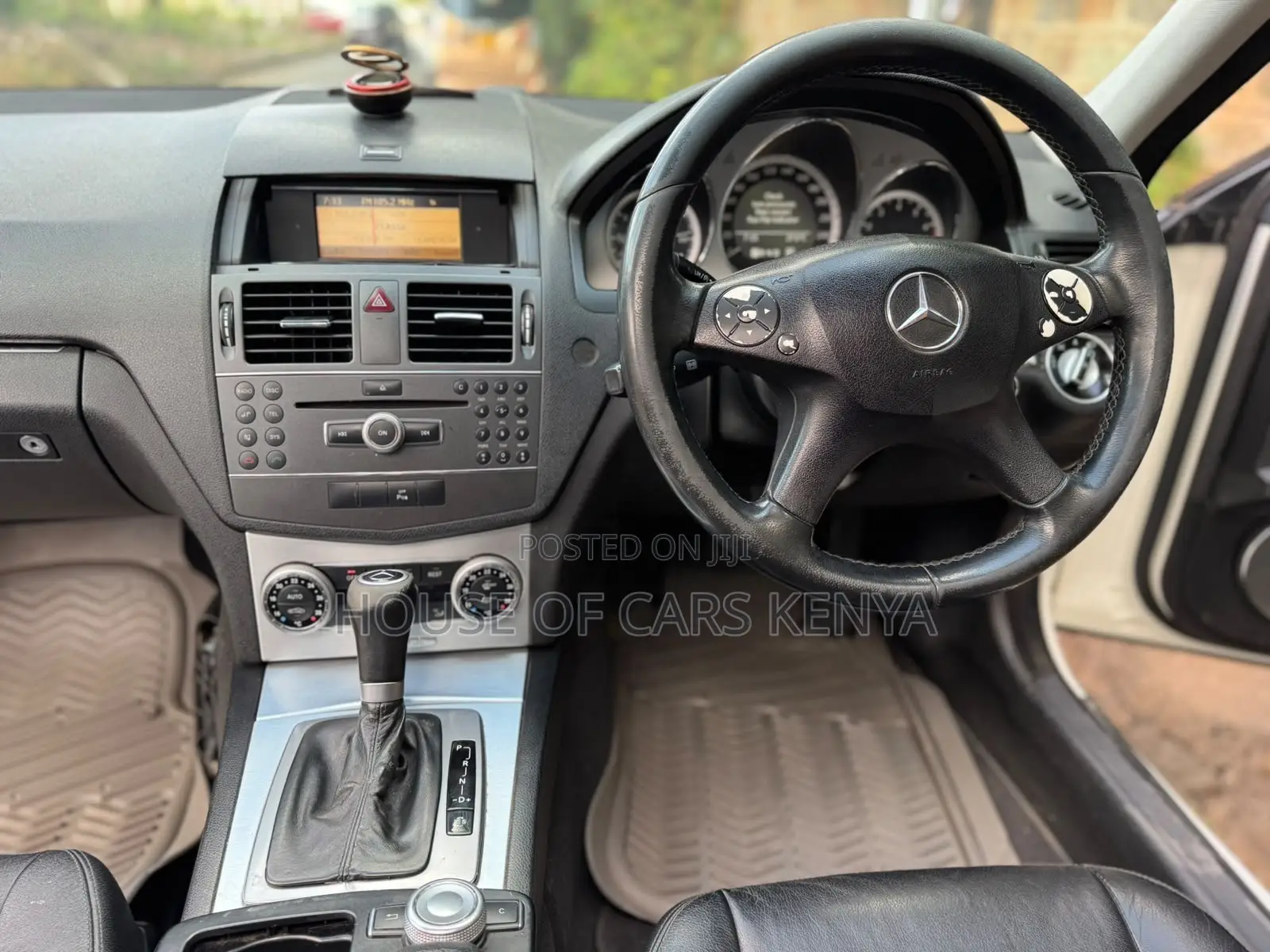 Mercedes-Benz C300 2011 White