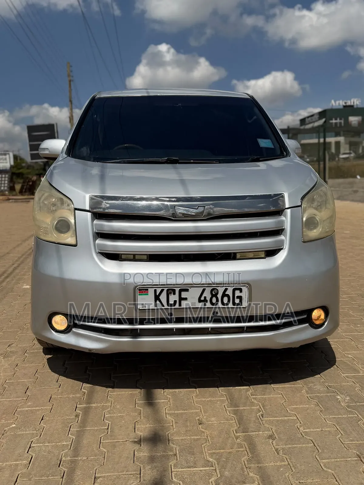 Toyota Noah 2009 Silver