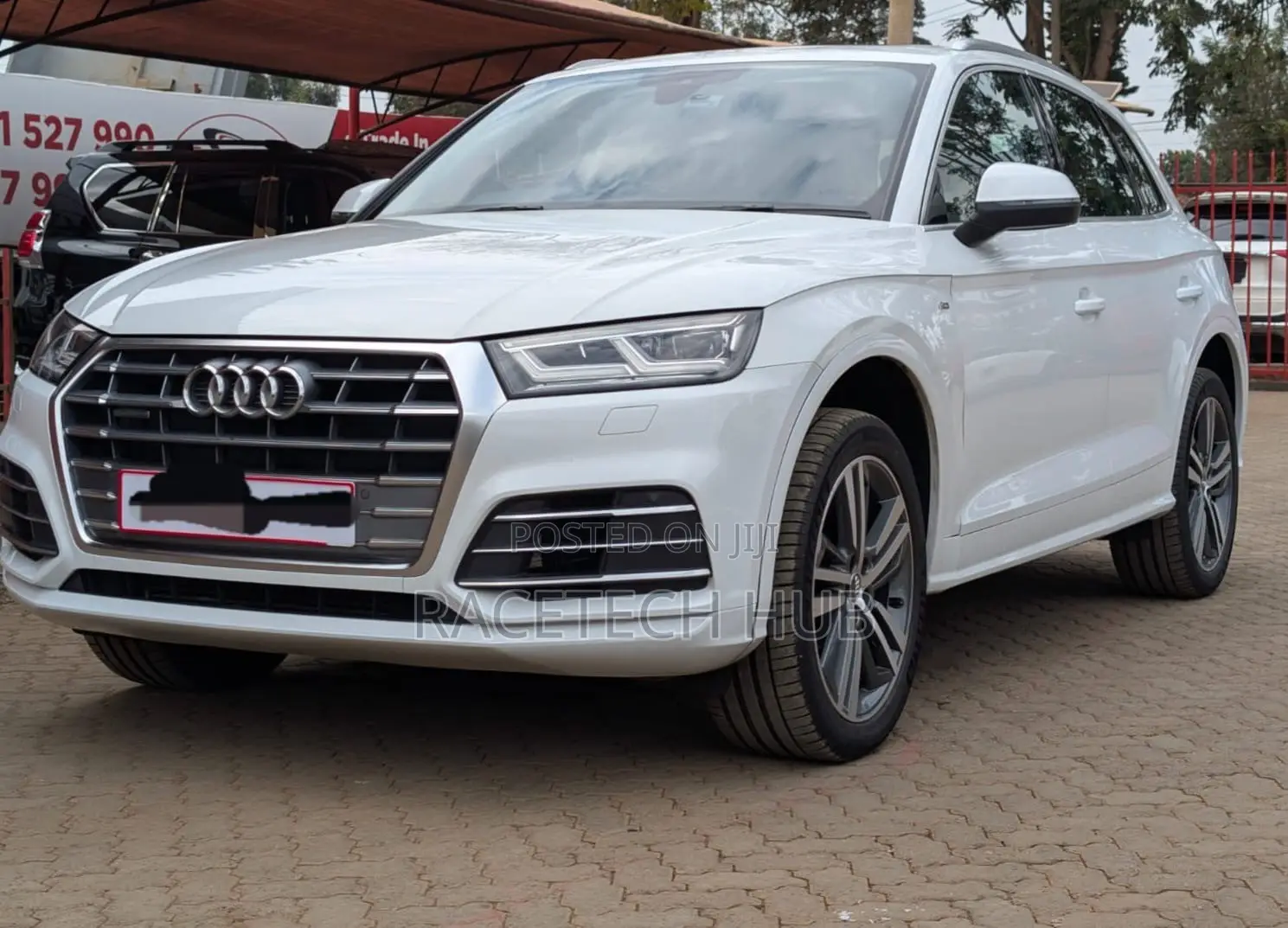 Audi Q5 2.0T Premium AWD quattro 2019 White