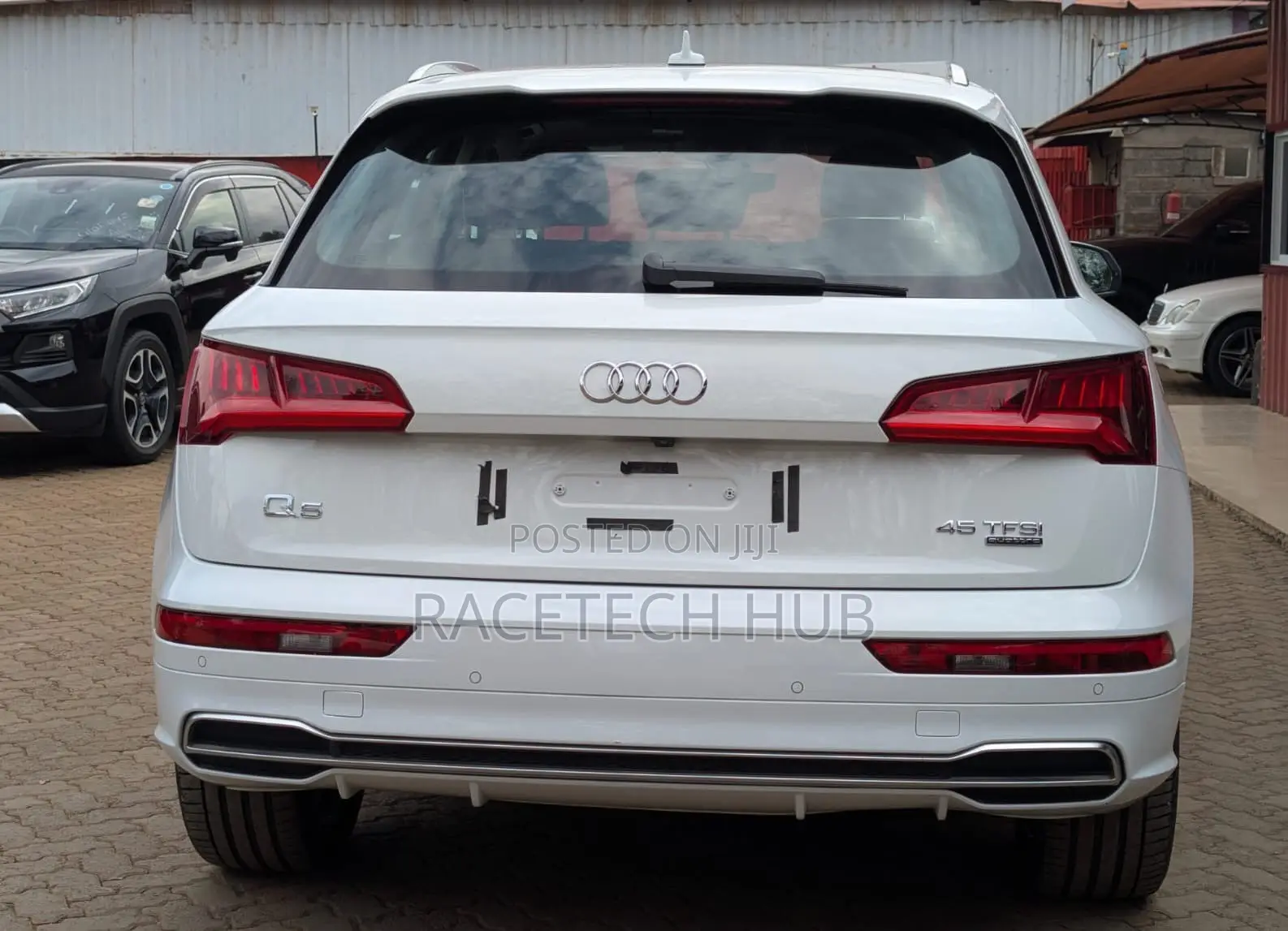 Audi Q5 2.0T Premium AWD quattro 2019 White